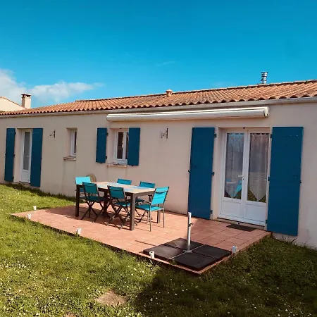 Maison Familiale Proche Plage, Marché&commerces - 6 Pers. Classée 3 étoiles La Brée-les-Bains