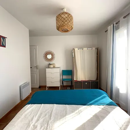 Maison Oleron 3 Chambres, Jardin Et Cheminee, Plage A Pied La Brée-les-Bains